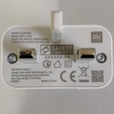 XIAOMI  Αυθεντικός Γρήγορης Φόρτισης Τύπου Αγγλίας (5V) (3A 2A 1.5A) (White)